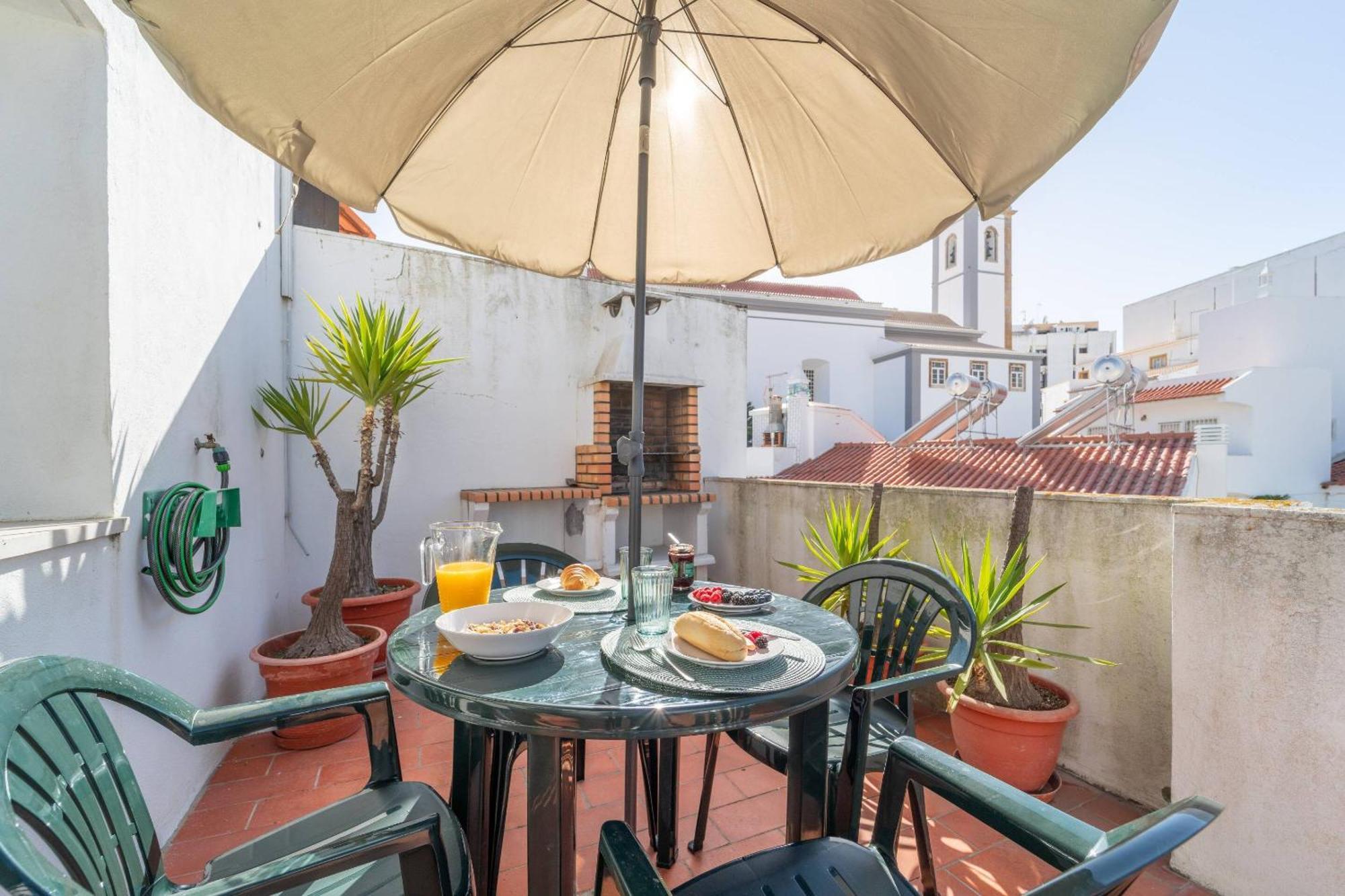 Lena'S Beach House By Hellovacations Albufeira Exteriör bild