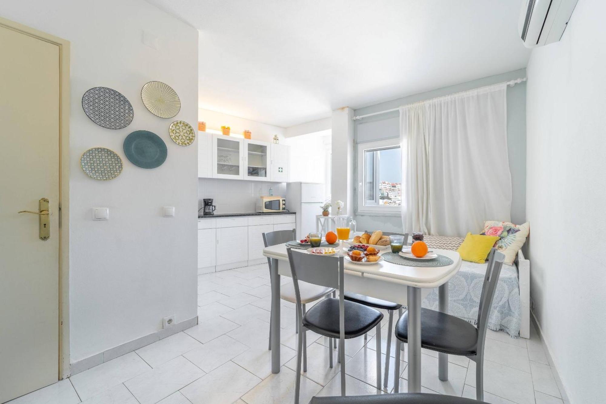 Lena'S Beach House By Hellovacations Albufeira Exteriör bild